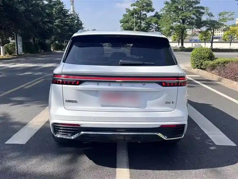Geely Xingyue L 2024 2.0TD High-Power Automatic Two-Wheel Drive Cloud Edition — миниатюра 7