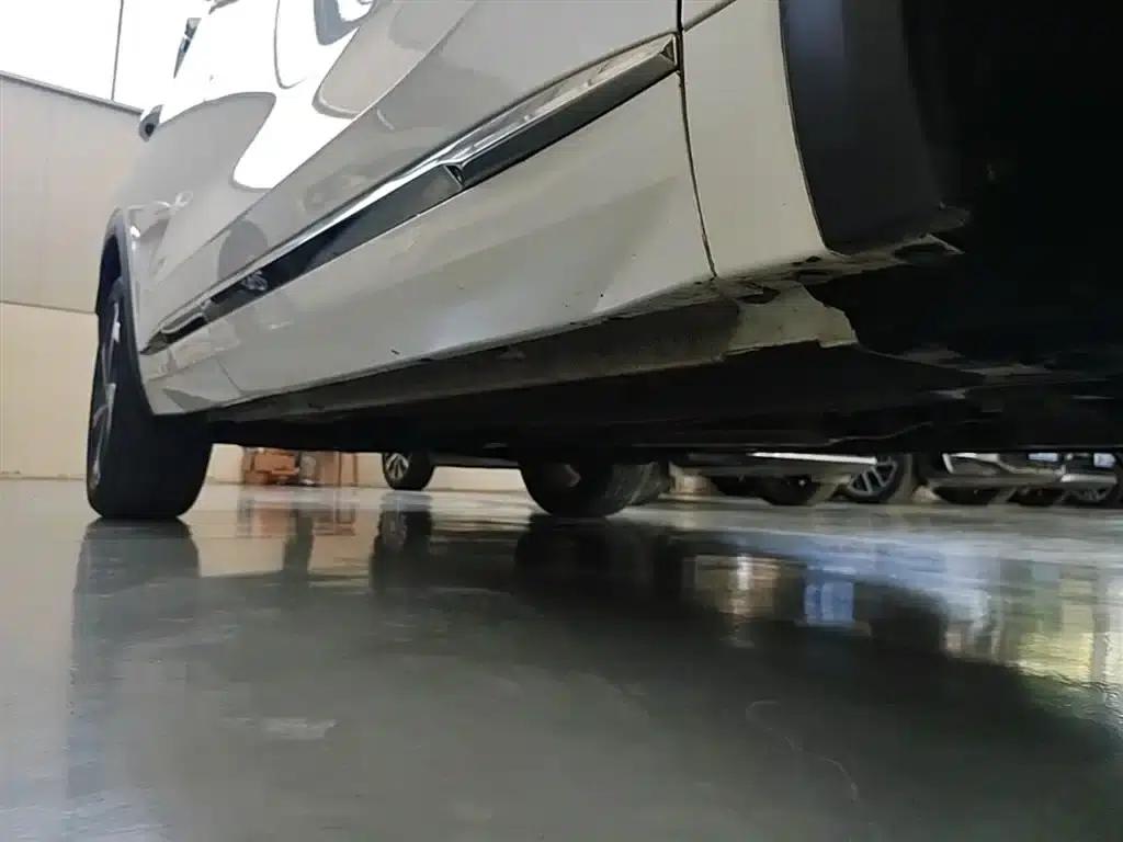 Geely Xingyue L 2021 2.0TD High-Power Automatic Four-Wheel Drive Premium Edition — миниатюра 21