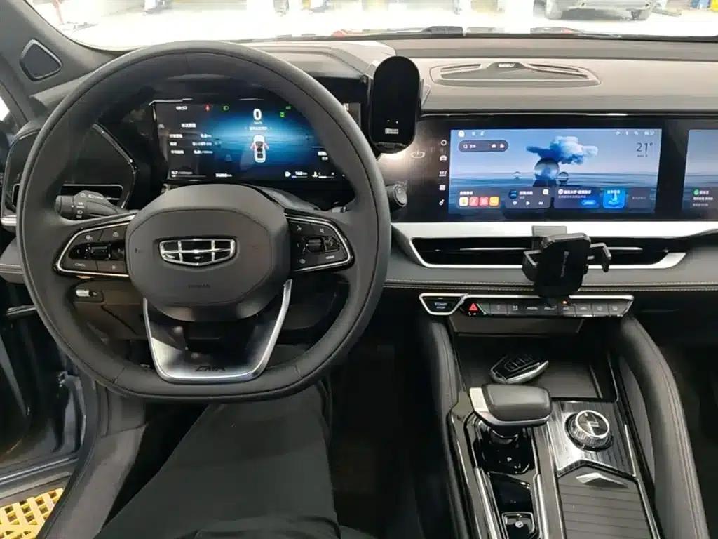 Geely Xingyue L 2024 2.0TD DCT EVO 2WD Long Wind Edition — миниатюра 9