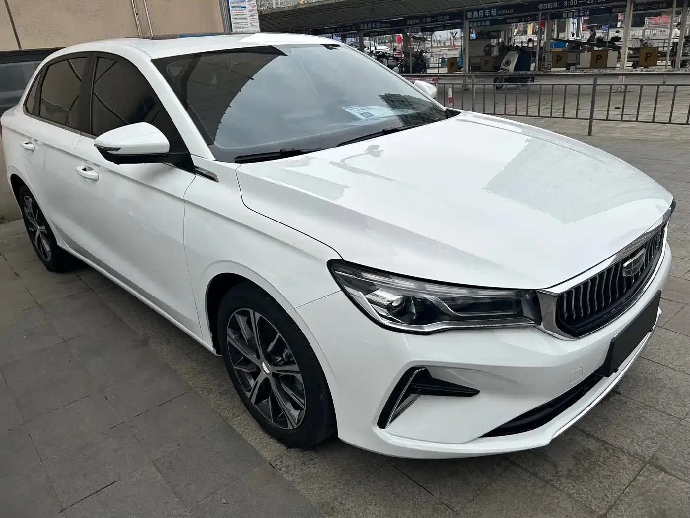 Geely Emgrand 2022 4th Generation 1.5L CVT Elite — миниатюра 3