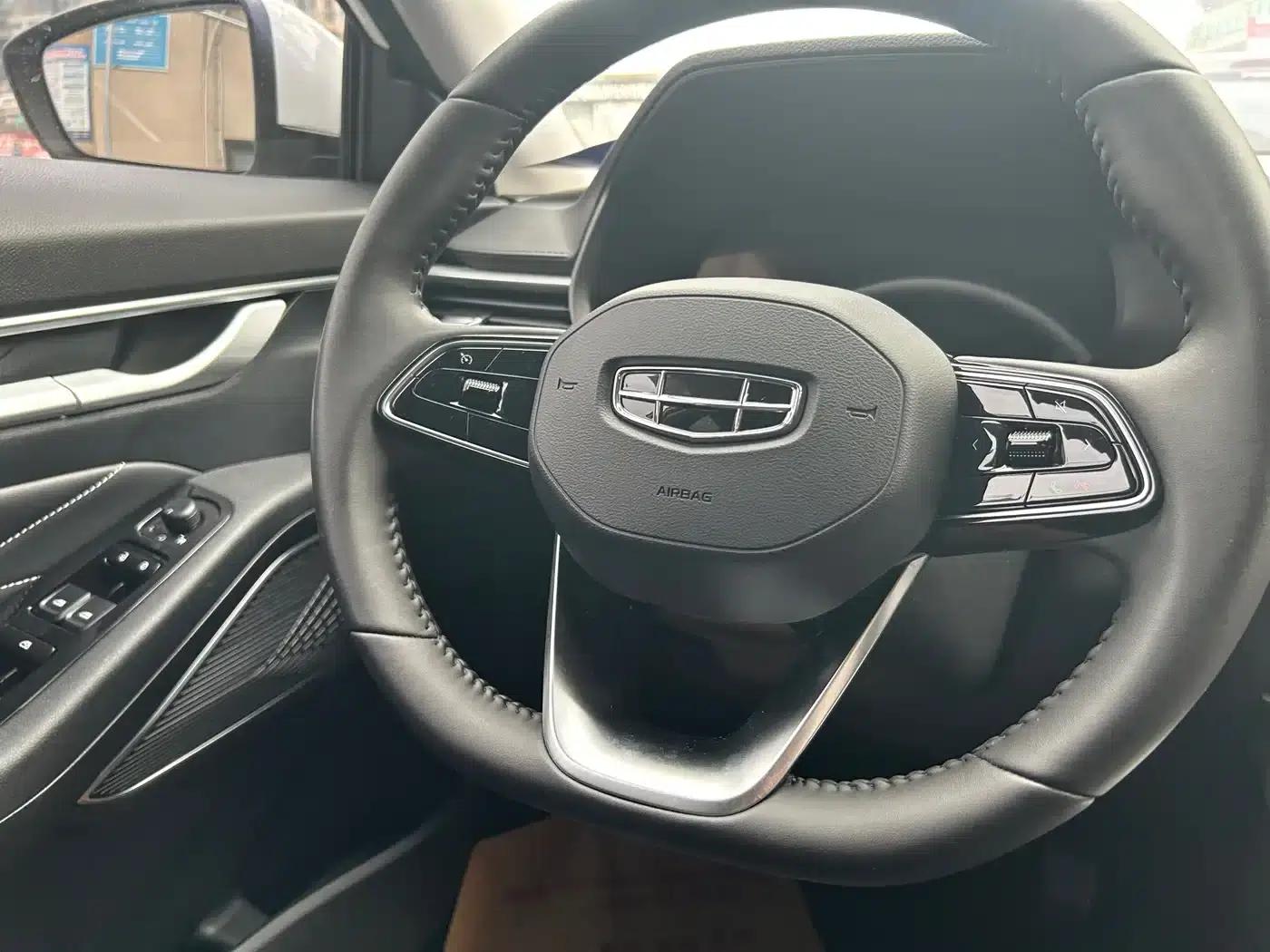Geely Emgrand 2022 4th Generation 1.5L CVT Elite — миниатюра 5