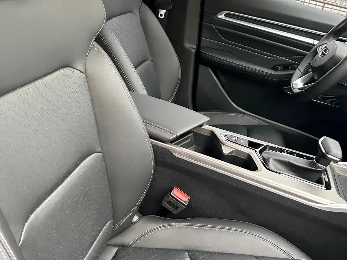 Geely Emgrand 2022 4th Generation 1.5L CVT Elite — миниатюра 6