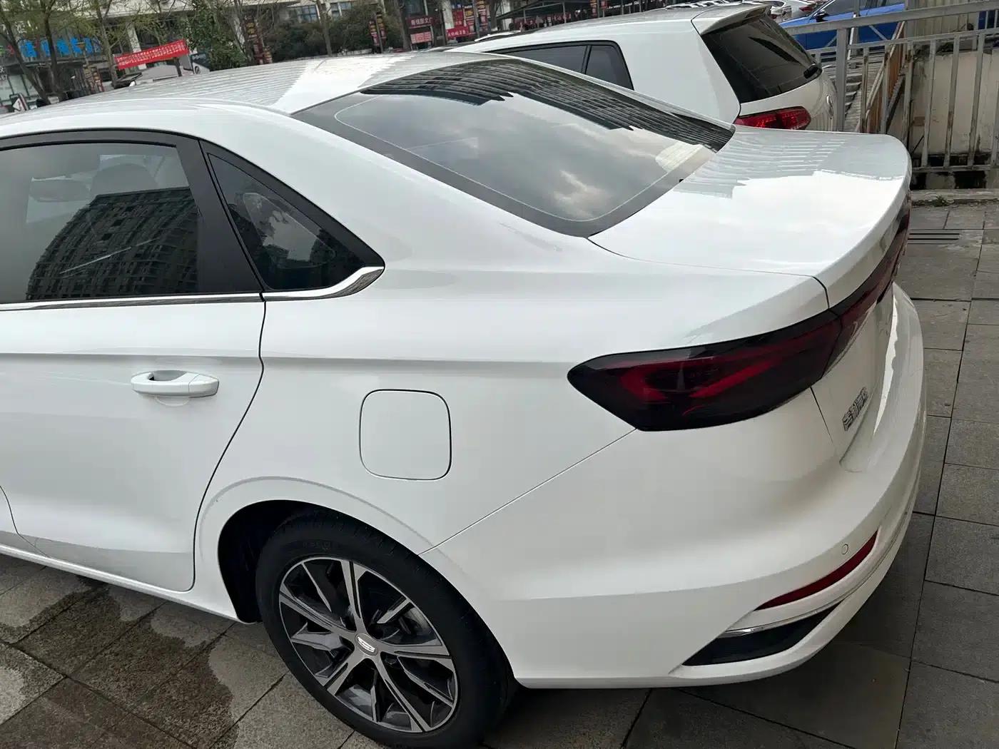 Geely Emgrand 2022 4th Generation 1.5L CVT Elite — миниатюра 10