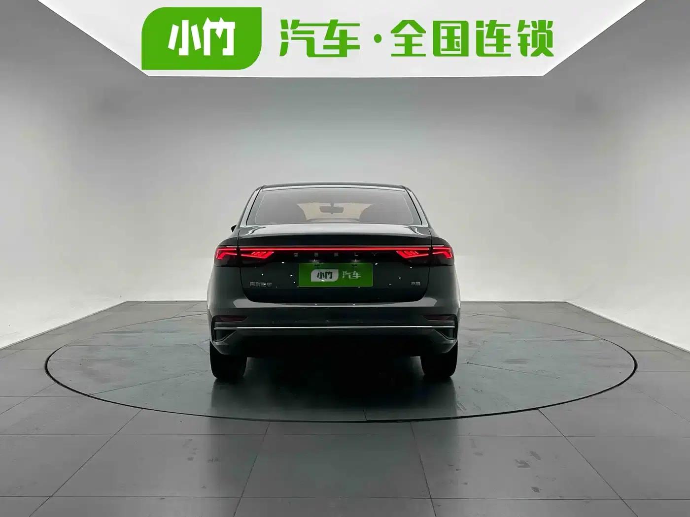 Geely Emgrand 2022 4th Generation 1.5L CVT Flagship Edition — миниатюра 4