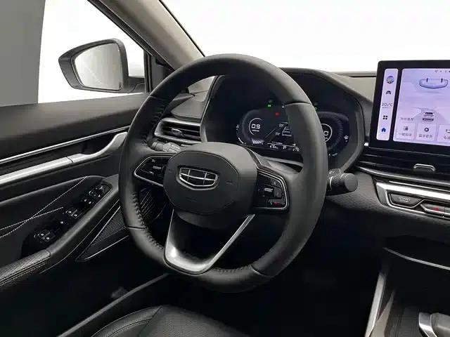Geely Emgrand 2023 4th Generation Champion Edition 1.5L CVT Premium — миниатюра 11