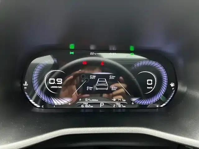 Geely Emgrand 2023 4th Generation Champion Edition 1.5L CVT Premium — миниатюра 6