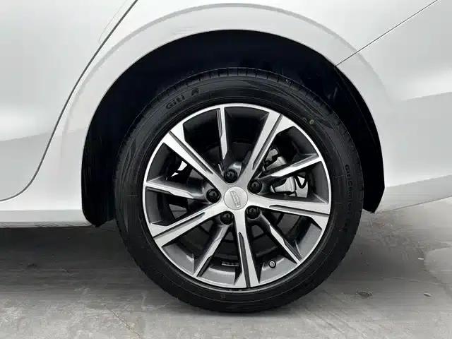 Geely Emgrand 2023 4th Generation Champion Edition 1.5L CVT Premium — миниатюра 7