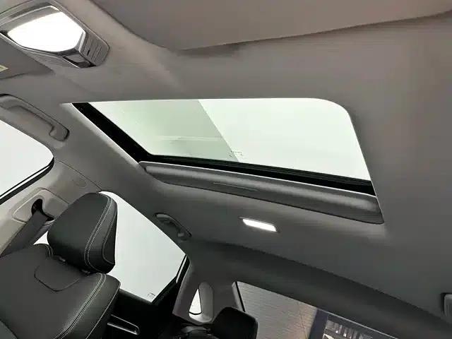 Geely Emgrand 2023 4th Generation Champion Edition 1.5L CVT Premium — миниатюра 10