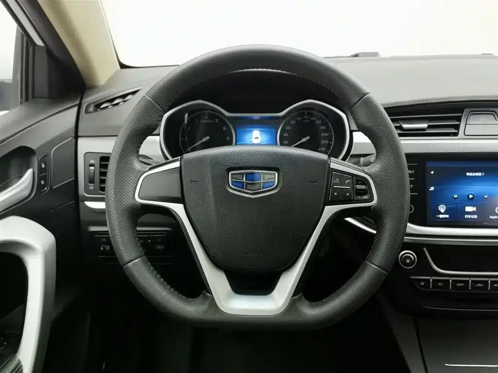 Geely Emgrand 2017 Sedan Million Edition 1.5L Manual Upward Connected Version — миниатюра 11