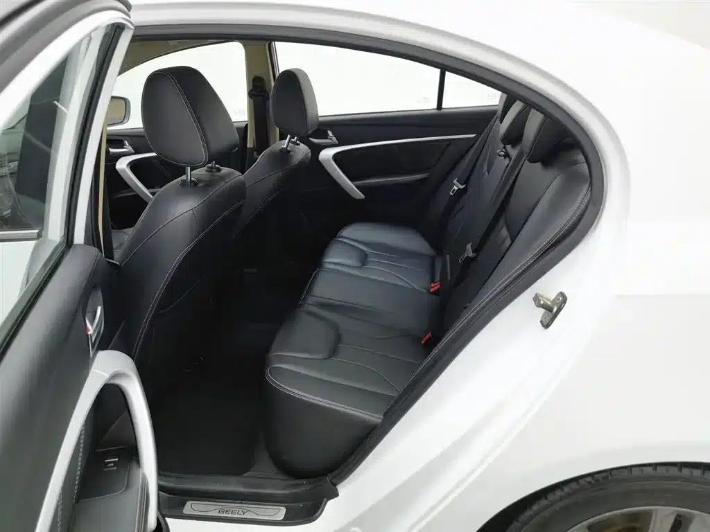 Geely Emgrand 2017 Sedan Million Edition 1.5L Manual Upward Connected Version — миниатюра 15