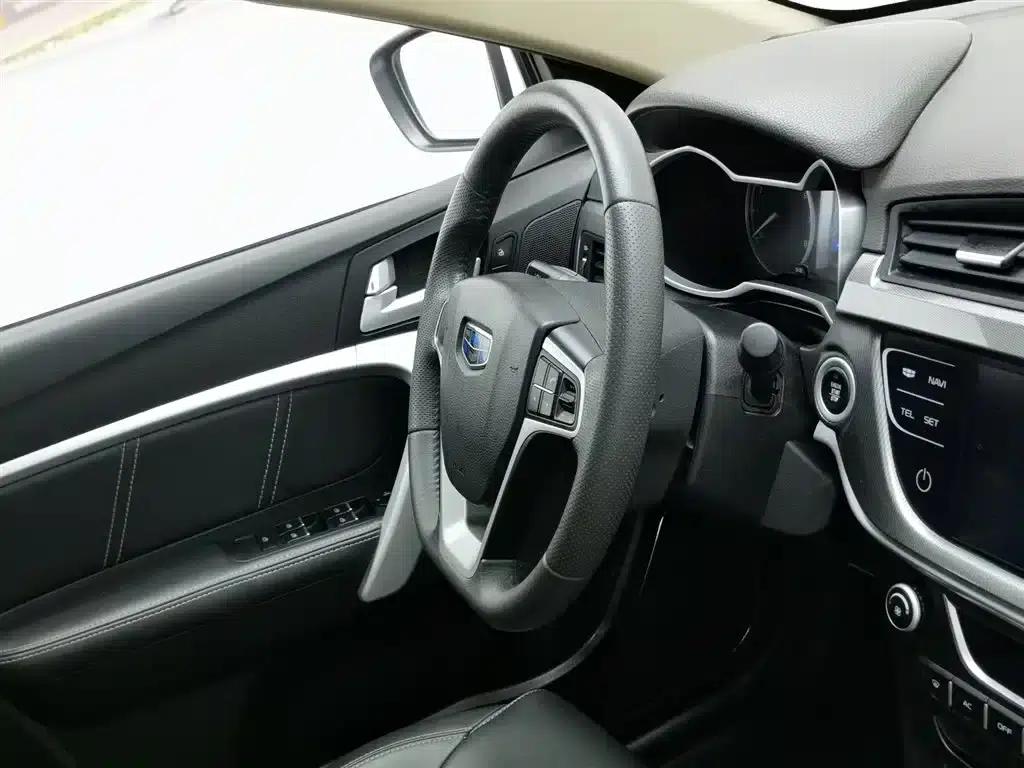 Geely Emgrand 2017 Sedan Million Edition 1.5L Manual Upward Connected Version — миниатюра 22