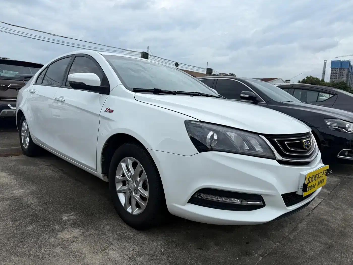 Geely Emgrand 2017 Sedan Million Edition 1.5L CVT Luxury Model — миниатюра 3
