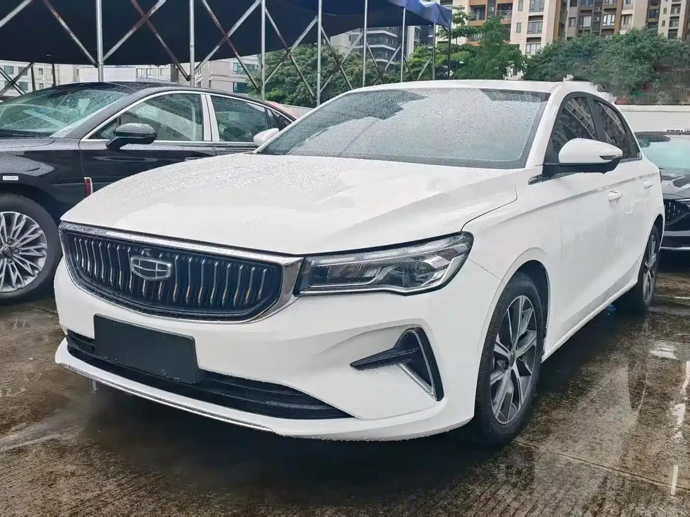 Geely Emgrand 2022 4th Generation 1.5L CVT Luxury Edition — миниатюра 1