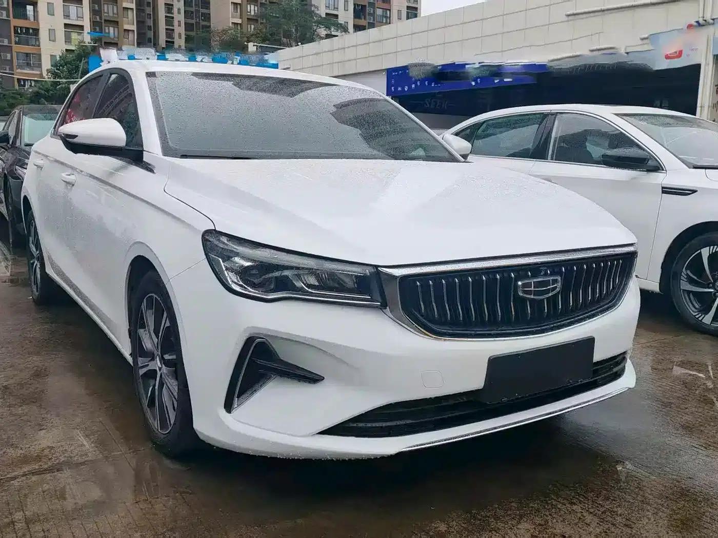 Geely Emgrand 2022 4th Generation 1.5L CVT Luxury Edition — миниатюра 2