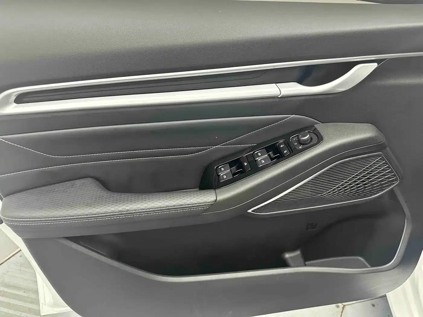 Geely Emgrand 2023 4th Generation Champion Edition 1.5L CVT Premium — миниатюра 9