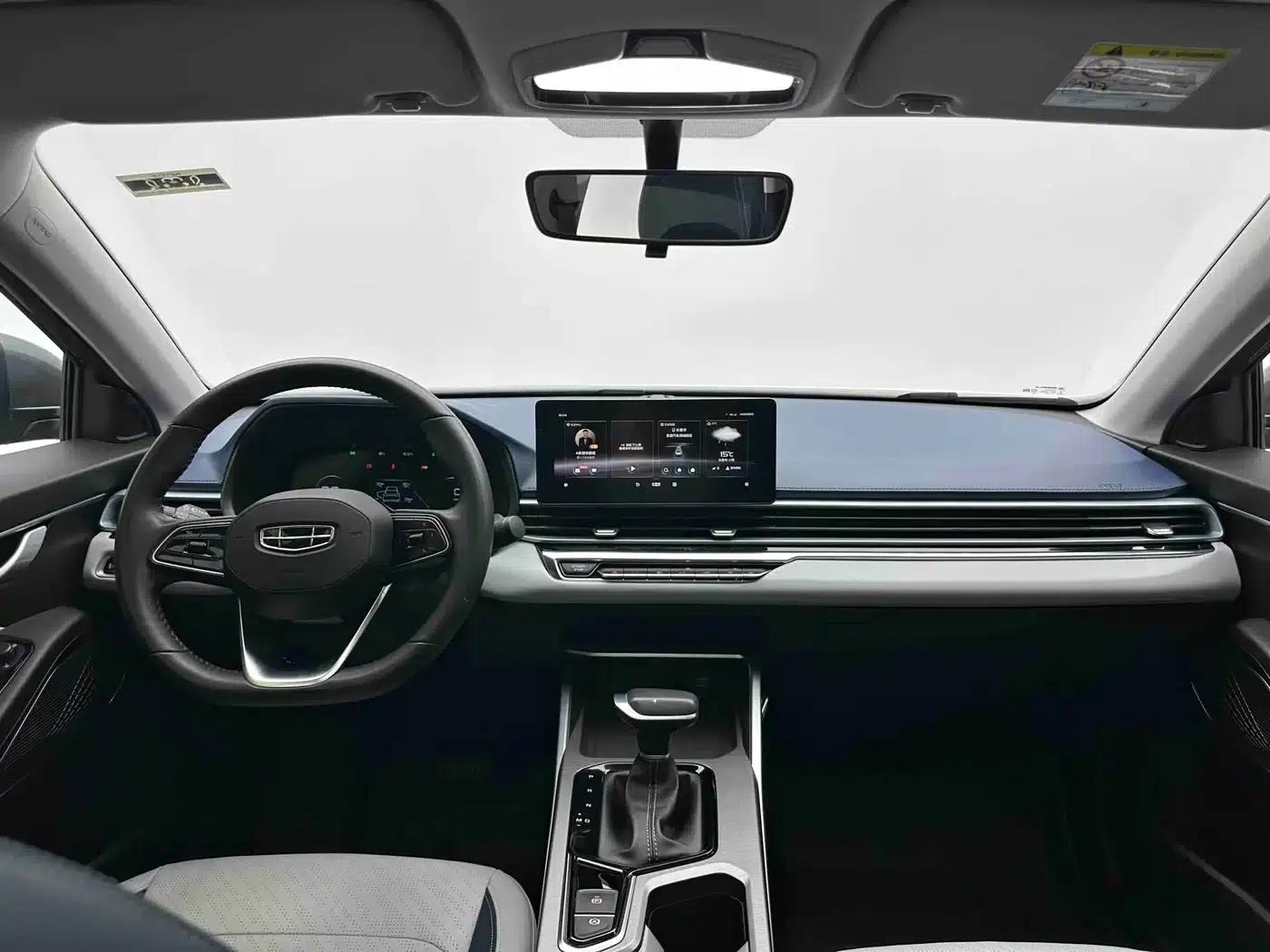 Geely Emgrand 2022 4th Generation 1.5L CVT Flagship Edition — миниатюра 15
