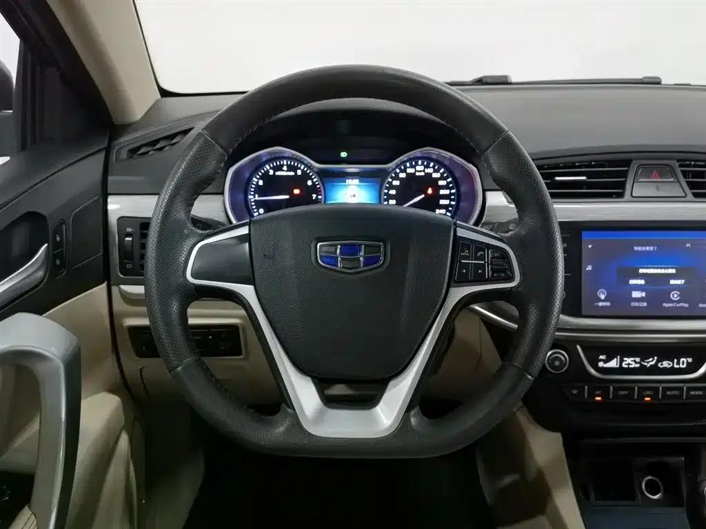 Geely Emgrand 2017 Sedan Million Edition 1.5L Manual Deluxe — миниатюра 11