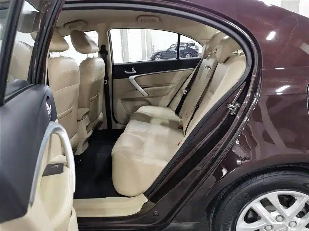Geely Emgrand 2017 Sedan Million Edition 1.5L Manual Deluxe — миниатюра 15
