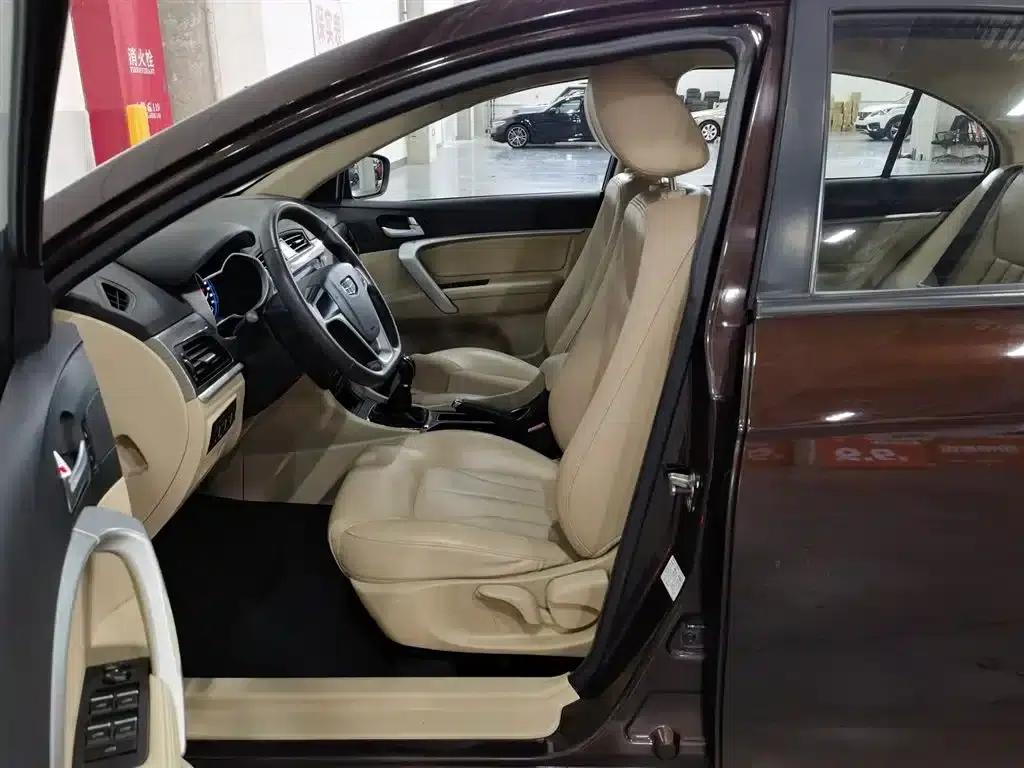 Geely Emgrand 2017 Sedan Million Edition 1.5L Manual Deluxe — миниатюра 10