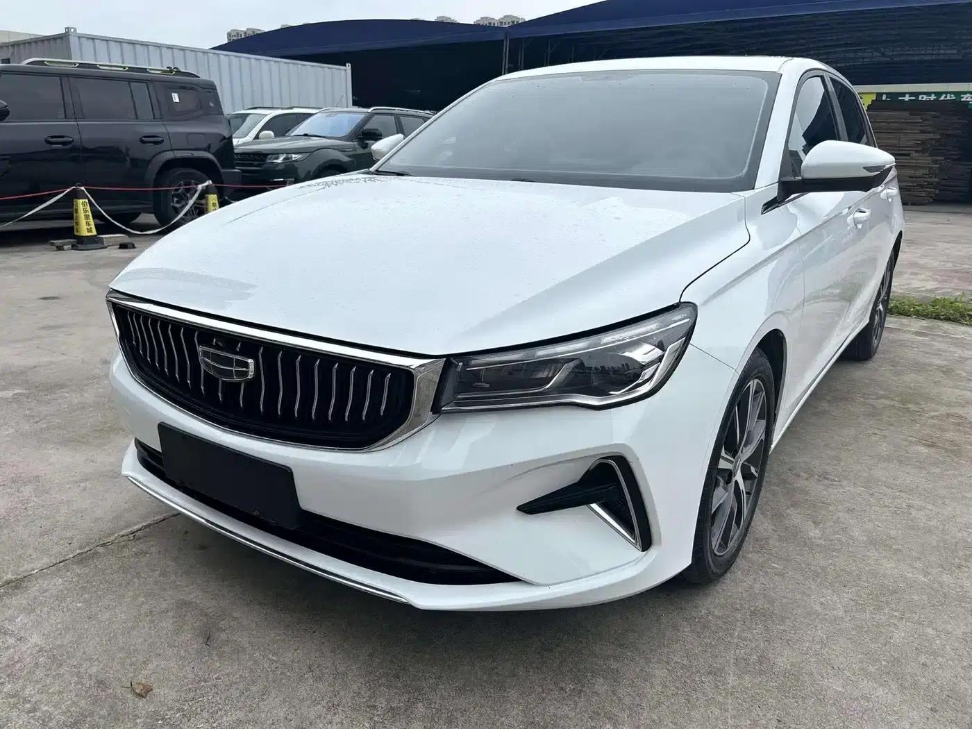 Geely Emgrand 2022 4th Generation 1.5L CVT Luxury Edition — миниатюра 1