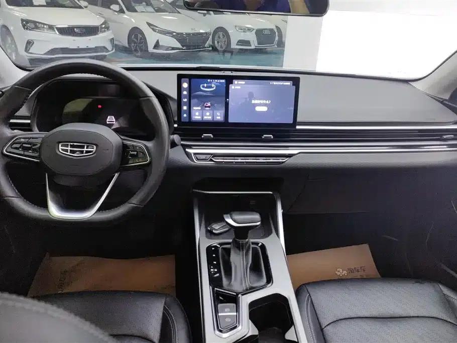Geely Emgrand 2023 4th Generation Champion Edition 1.5L CVT Premium — миниатюра 13