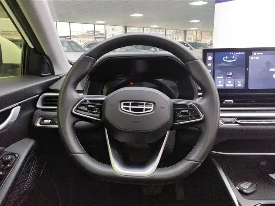 Geely Emgrand 2023 4th Generation Champion Edition 1.5L CVT Premium — миниатюра 15