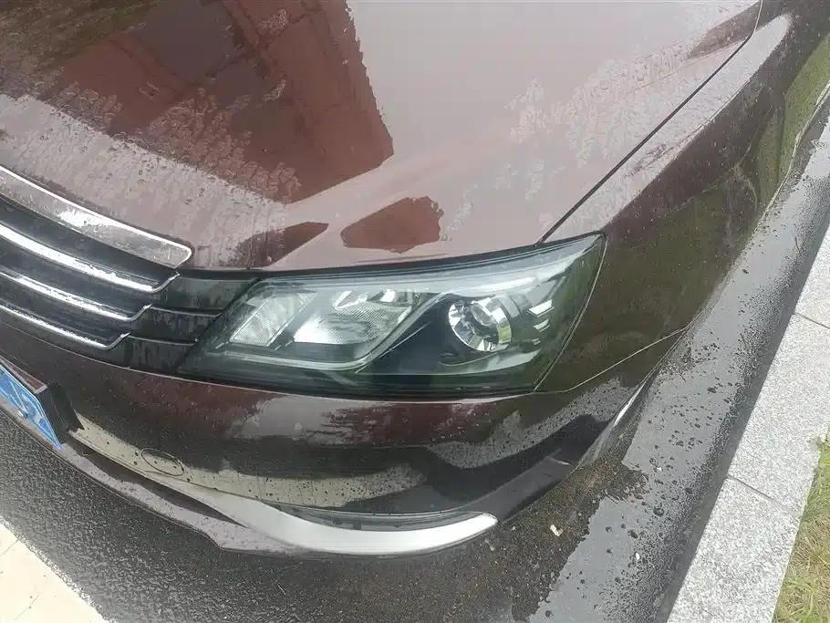 Geely Emgrand 2014 Sedan 1.5L Manual Fashion Edition — миниатюра 5