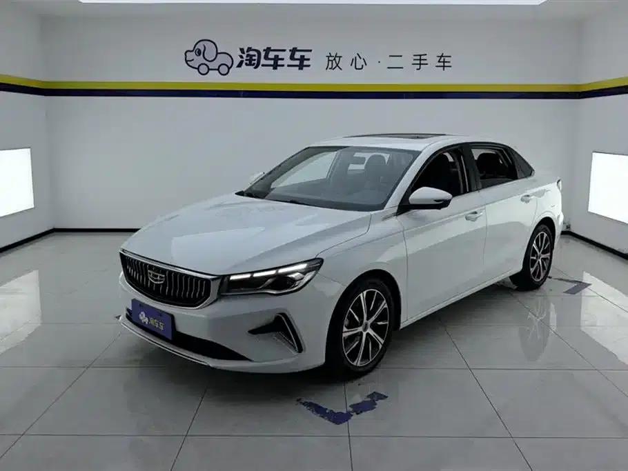 Geely Emgrand 2022 4th Generation 1.5L CVT Flagship Edition — миниатюра 1