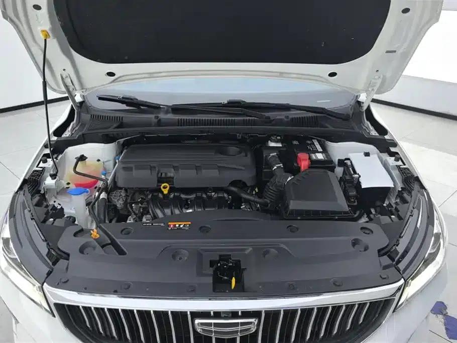 Geely Emgrand 2022 4th Generation 1.5L CVT Flagship Edition — миниатюра 10
