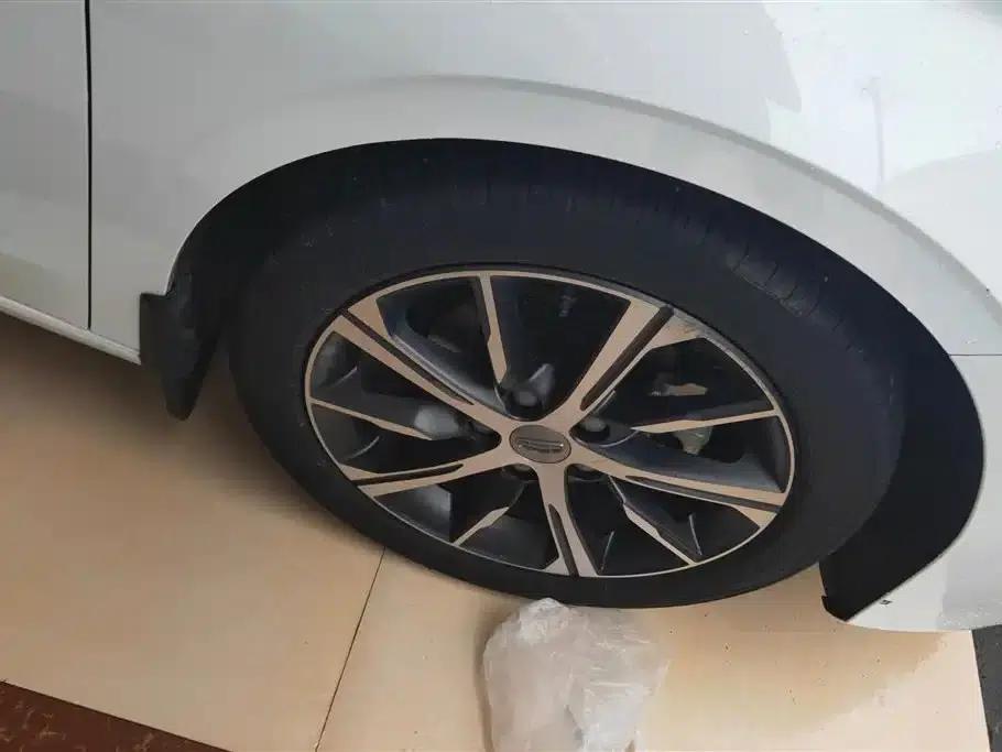 Geely Emgrand 2022 4th Generation 1.5L CVT Premium — миниатюра 6