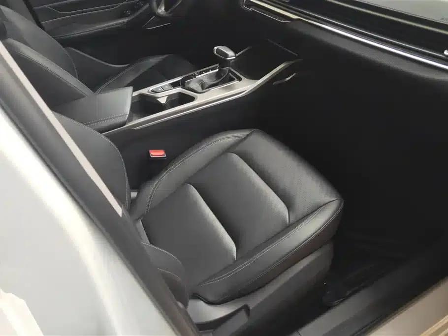 Geely Emgrand 2022 4th Generation 1.5L CVT Premium — миниатюра 8