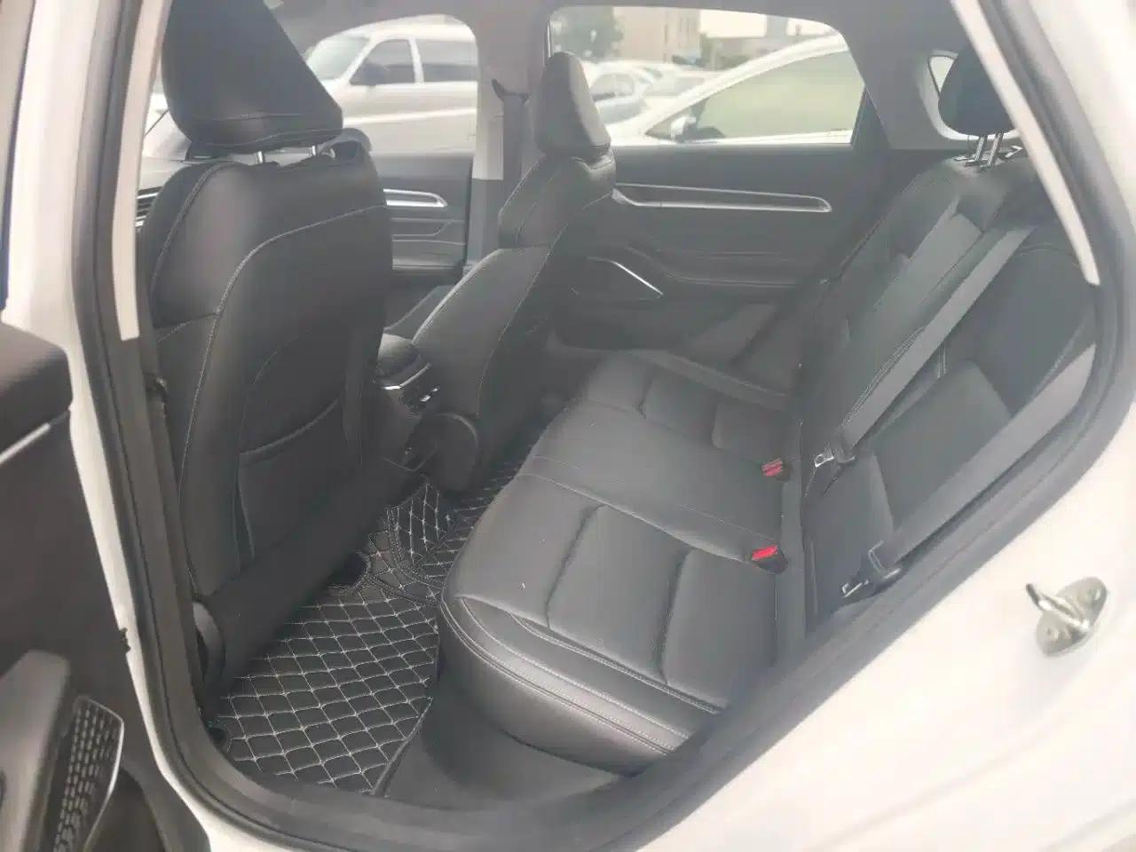 Geely Emgrand 2023 4th Generation Champion Edition 1.5L CVT Luxury — миниатюра 11