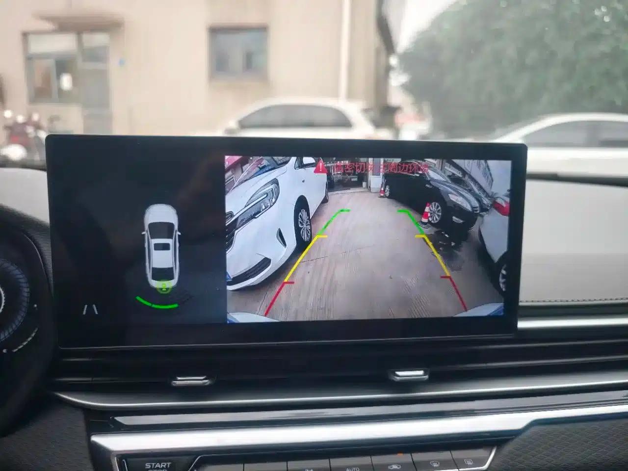 Geely Emgrand 2023 4th Generation Champion Edition 1.5L CVT Luxury — миниатюра 16