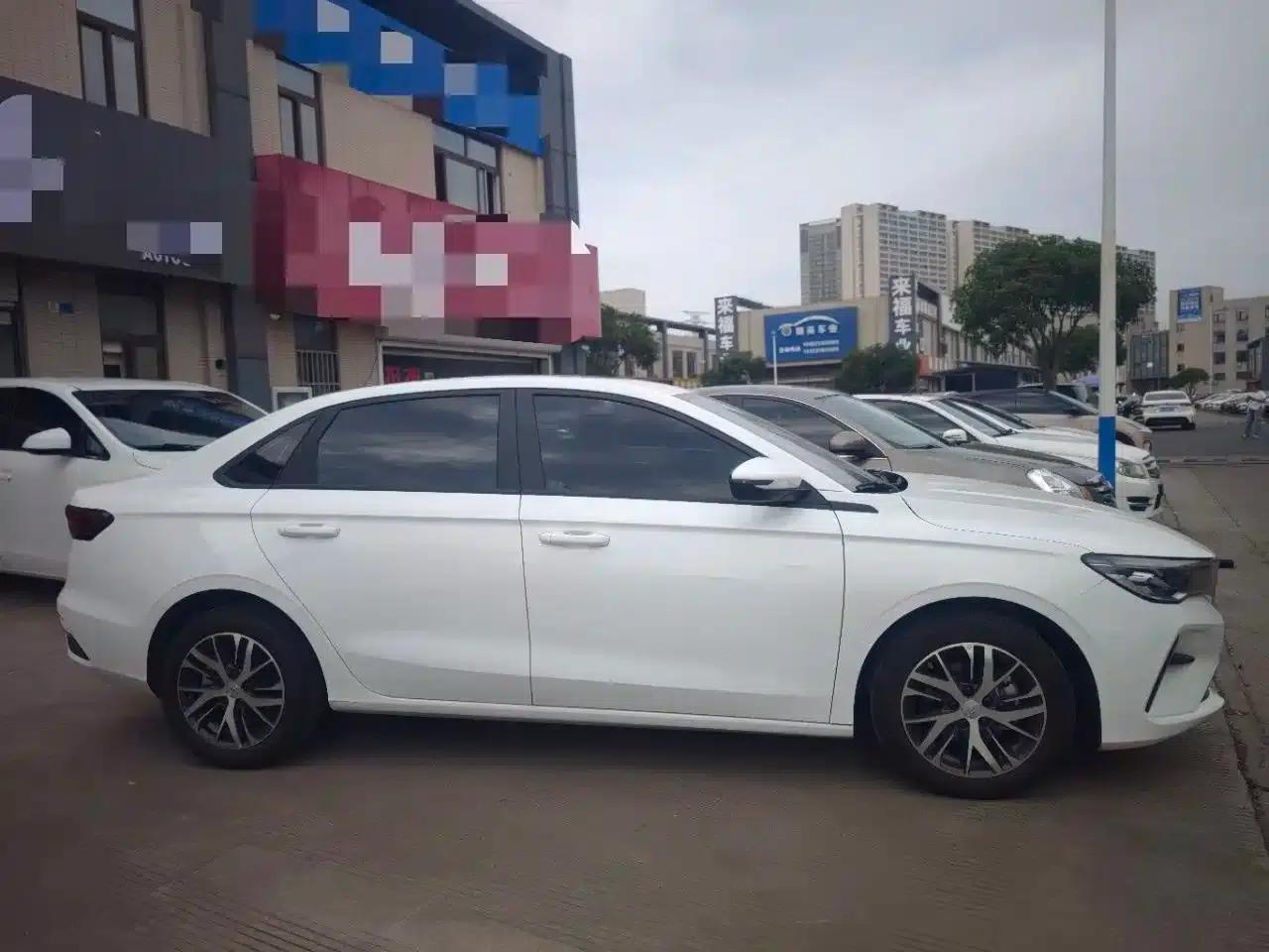 Geely Emgrand 2023 4th Generation Champion Edition 1.5L CVT Luxury — миниатюра 4