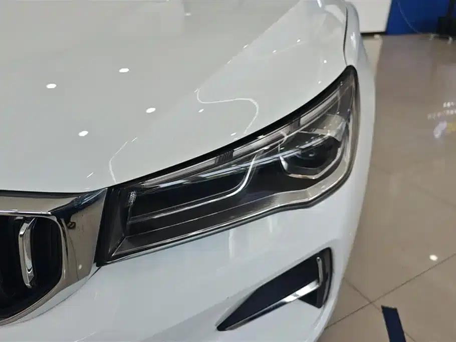Geely Emgrand 2025 4th Generation 1.5L CVT Star Edition — миниатюра 5