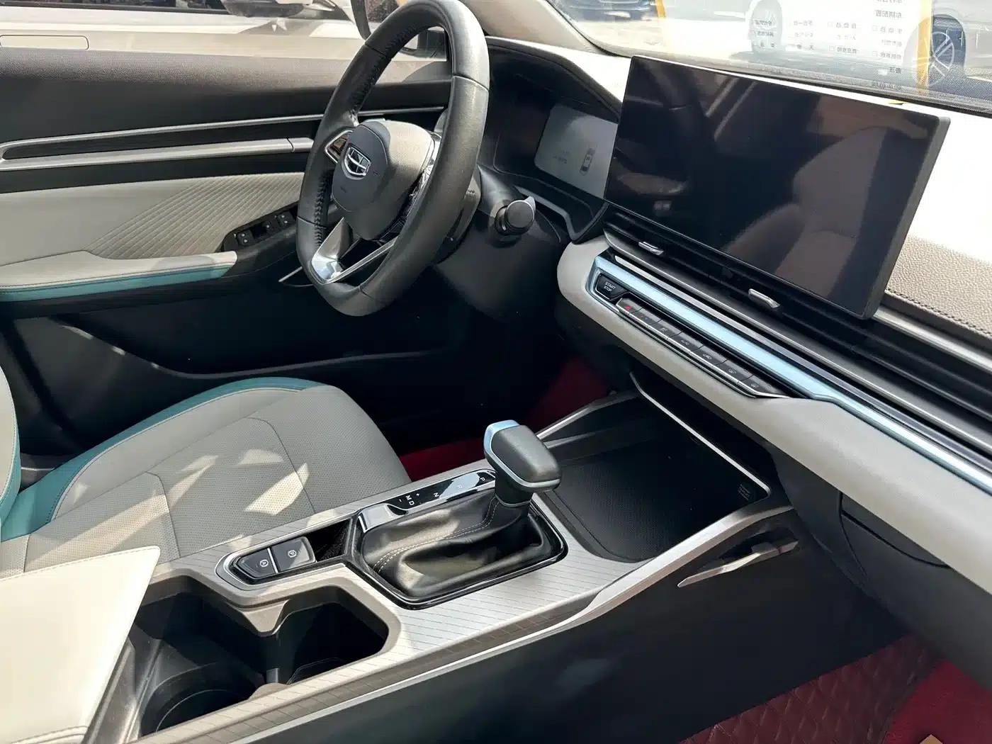 Geely Emgrand 2022 4th Generation 1.5L CVT Elite — миниатюра 5