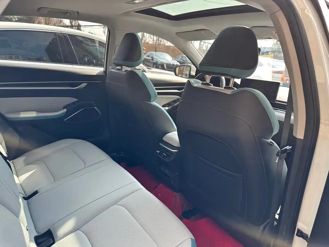 Geely Emgrand 2022 4th Generation 1.5L CVT Elite — миниатюра 10