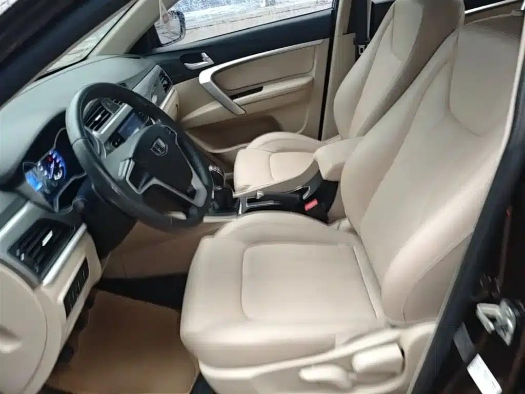 Geely Emgrand 2017 Sedan Million Edition 1.5L Manual Deluxe — миниатюра 15