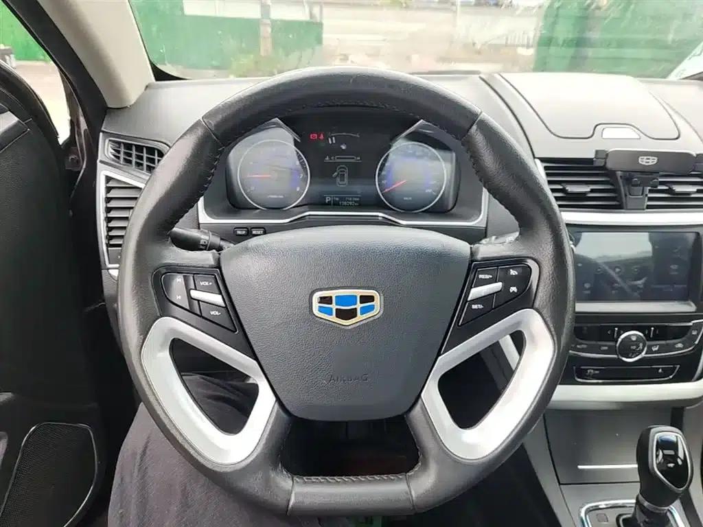 Geely Emgrand 2016 Sedan 1.3T CVT Upgrade Edition — миниатюра 11