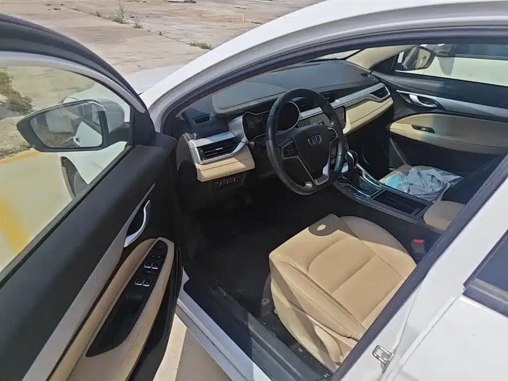 Geely Emgrand 2018 1.5L CVT Luxury Edition — миниатюра 15