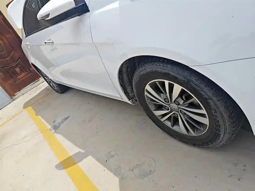 Geely Emgrand 2018 1.5L CVT Luxury Edition — миниатюра 20