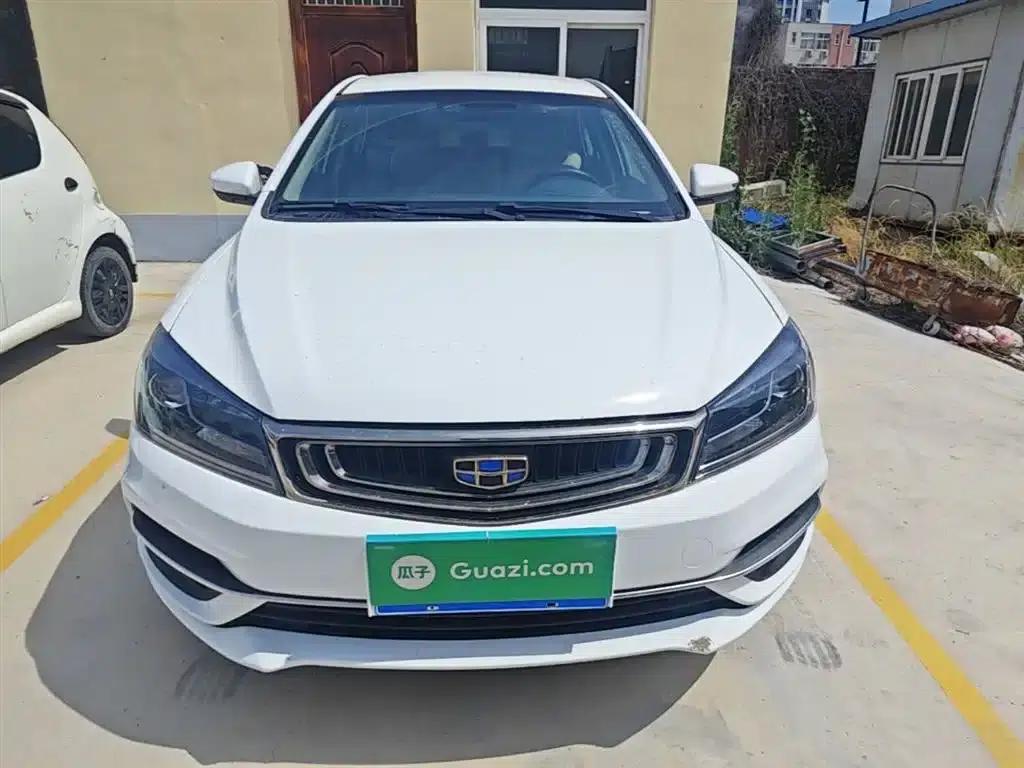 Geely Emgrand 2018 1.5L CVT Luxury Edition — миниатюра 3