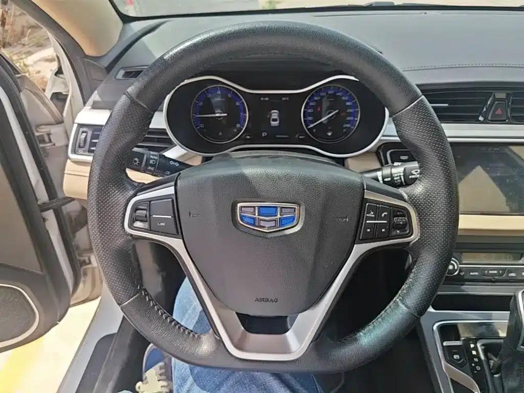 Geely Emgrand 2018 1.5L CVT Luxury Edition — миниатюра 10