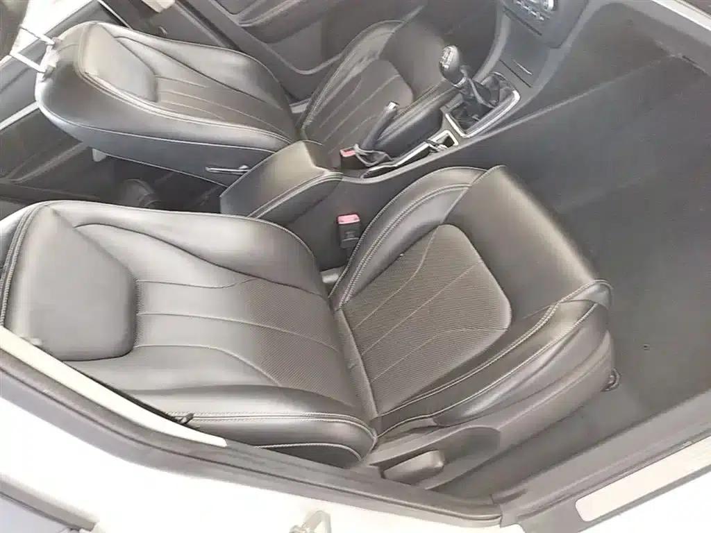 Geely Emgrand 2017 Sedan Million Edition 1.5L Manual Upgrade Version — миниатюра 25