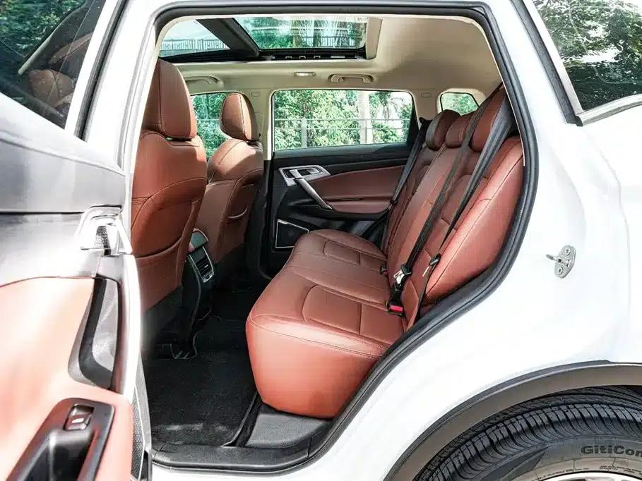 Geely Boyue 2021 1.8TD DCT 2WD Asian Games Edition — миниатюра 17