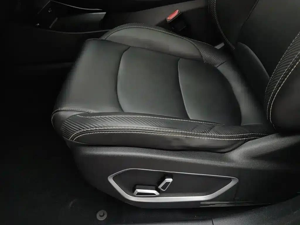 Geely Boyue 2020 1.5TD DCT Intelligent Four-Wheel Drive PRO — миниатюра 20