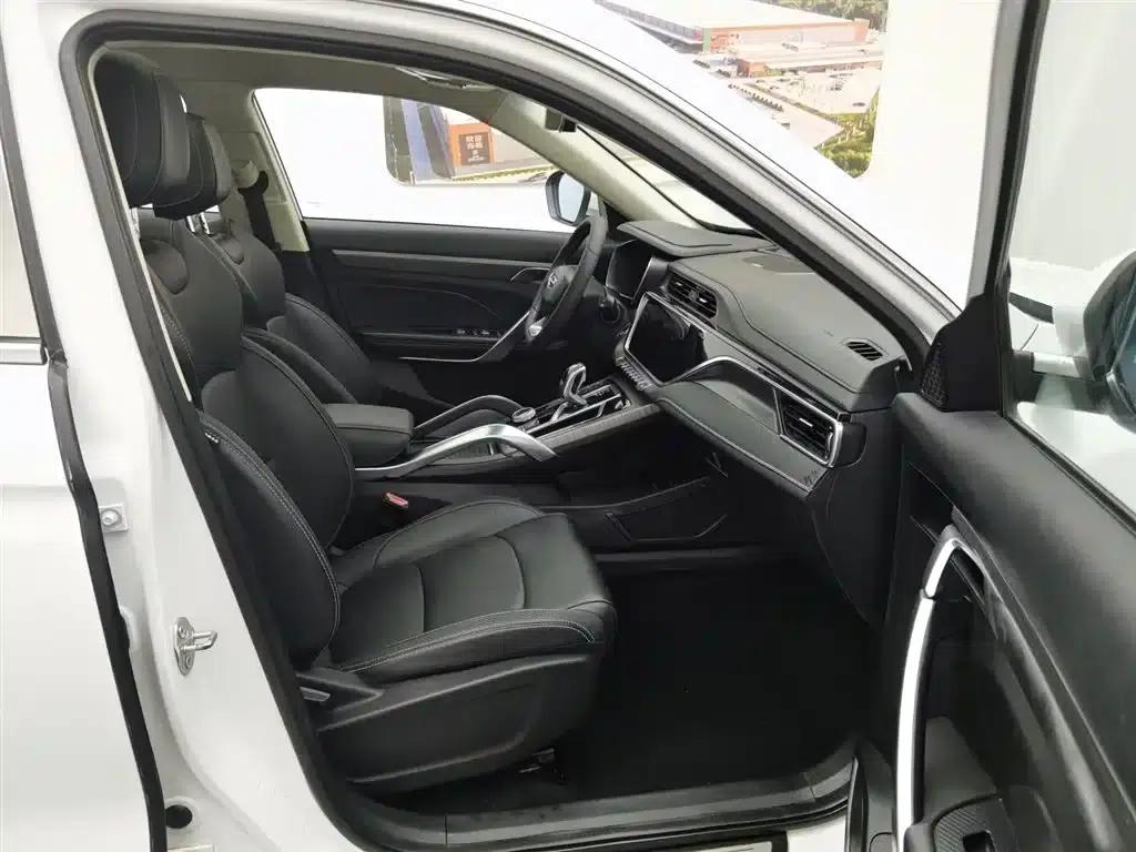 Geely Boyue 2020 1.5TD DCT Intelligent Four-Wheel Drive PRO — миниатюра 23