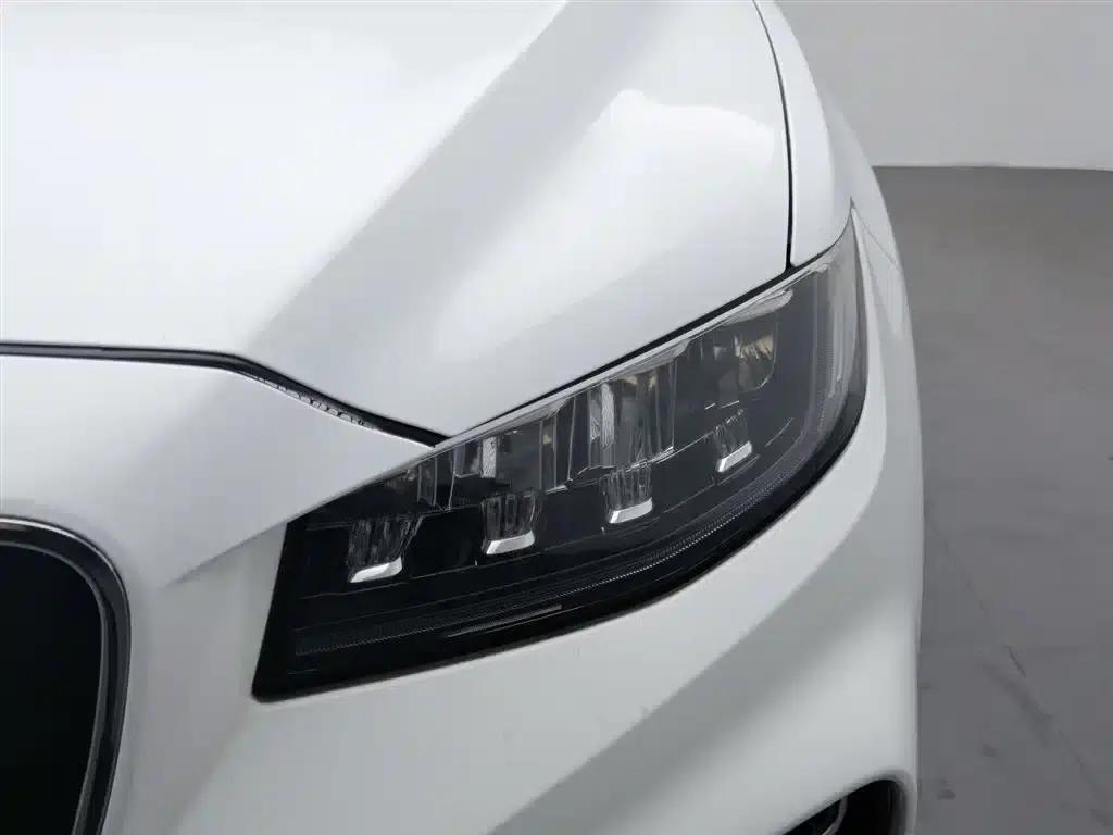 Geely Boyue 2020 1.5TD DCT Intelligent Four-Wheel Drive PRO — миниатюра 7