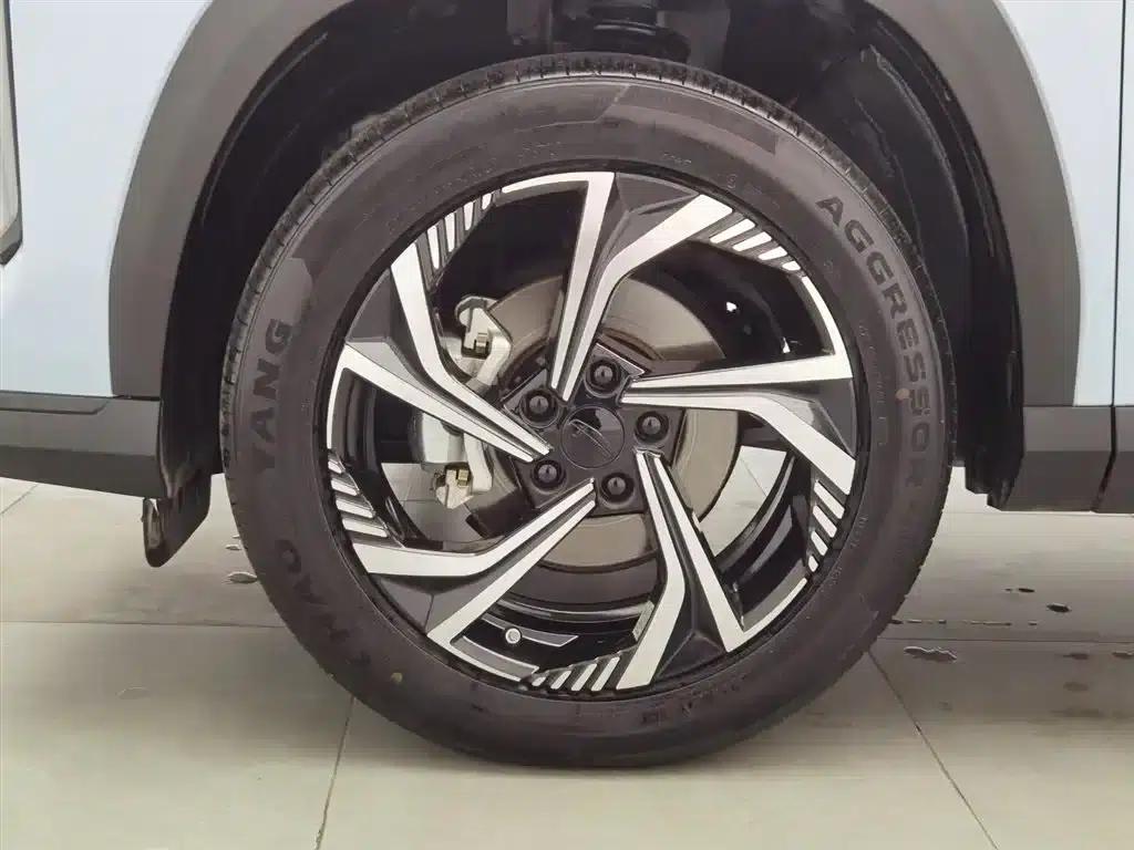 2023 Geely Boyue COOL 1.5TD Smart Edition — миниатюра 17