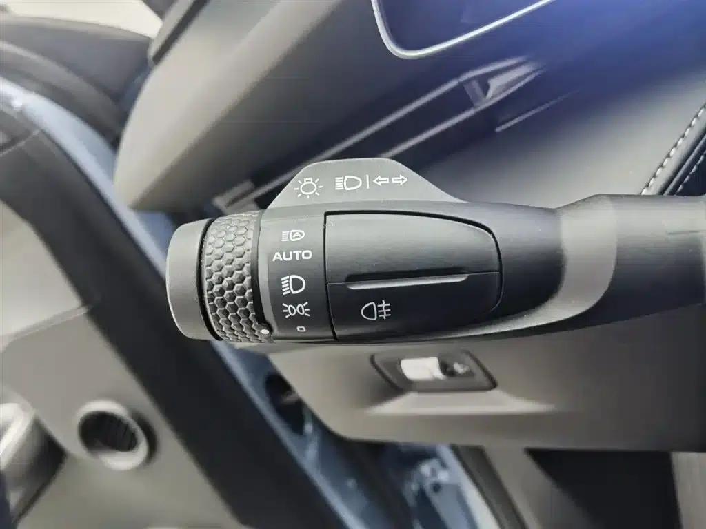 2023 Geely Boyue COOL 1.5TD Smart Edition — миниатюра 21